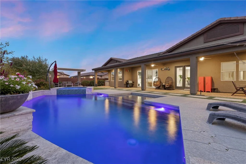 286 Chartan, Las Vegas, NV 89183