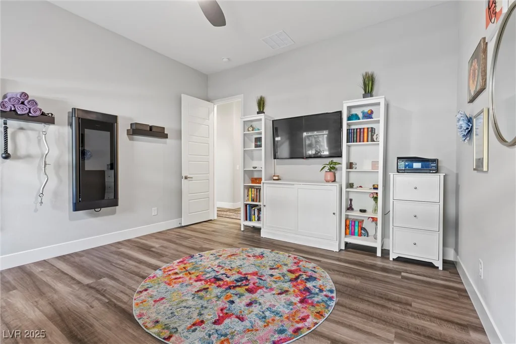 286 Chartan, Las Vegas, NV 89183