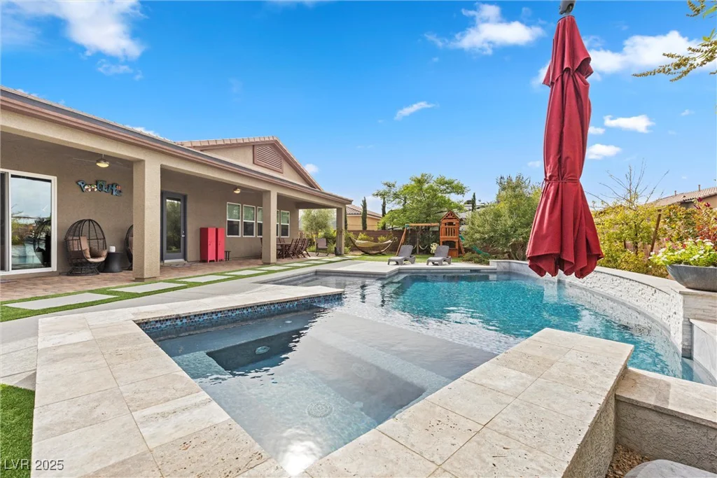 286 Chartan, Las Vegas, NV 89183