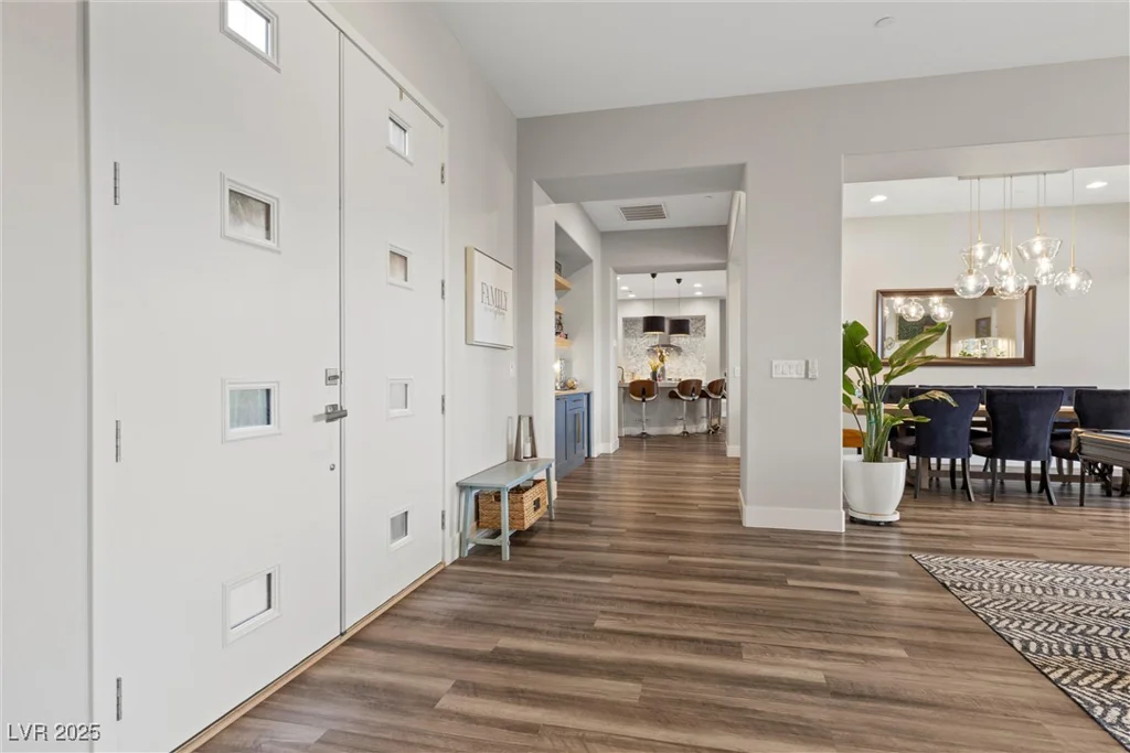 286 Chartan, Las Vegas, NV 89183
