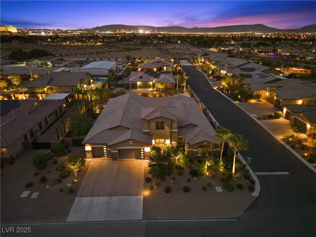 286 Chartan, Las Vegas, NV 89183