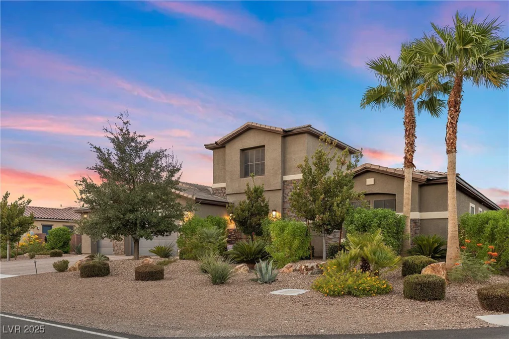 286 Chartan, Las Vegas, NV 89183