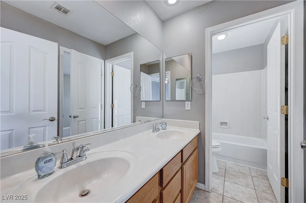 1374 Coppelia, Henderson, NV 89052