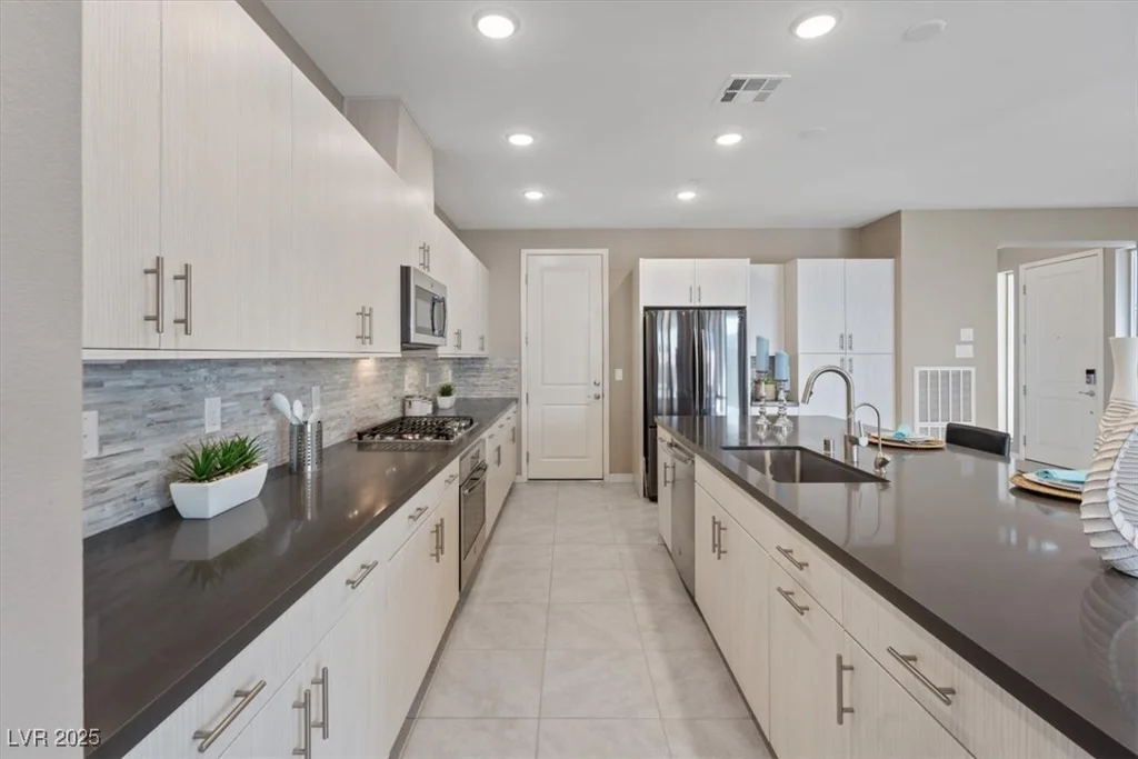 4303 Sunrise Flats, Las Vegas, NV 89135