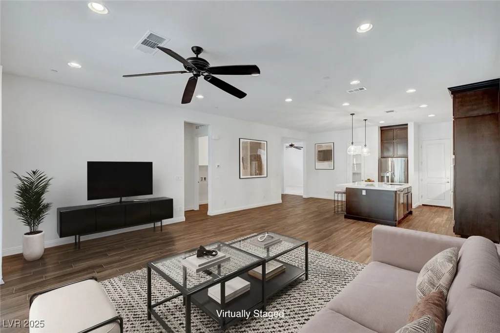 395 Nine Mile Creek, Las Vegas, NV 89138