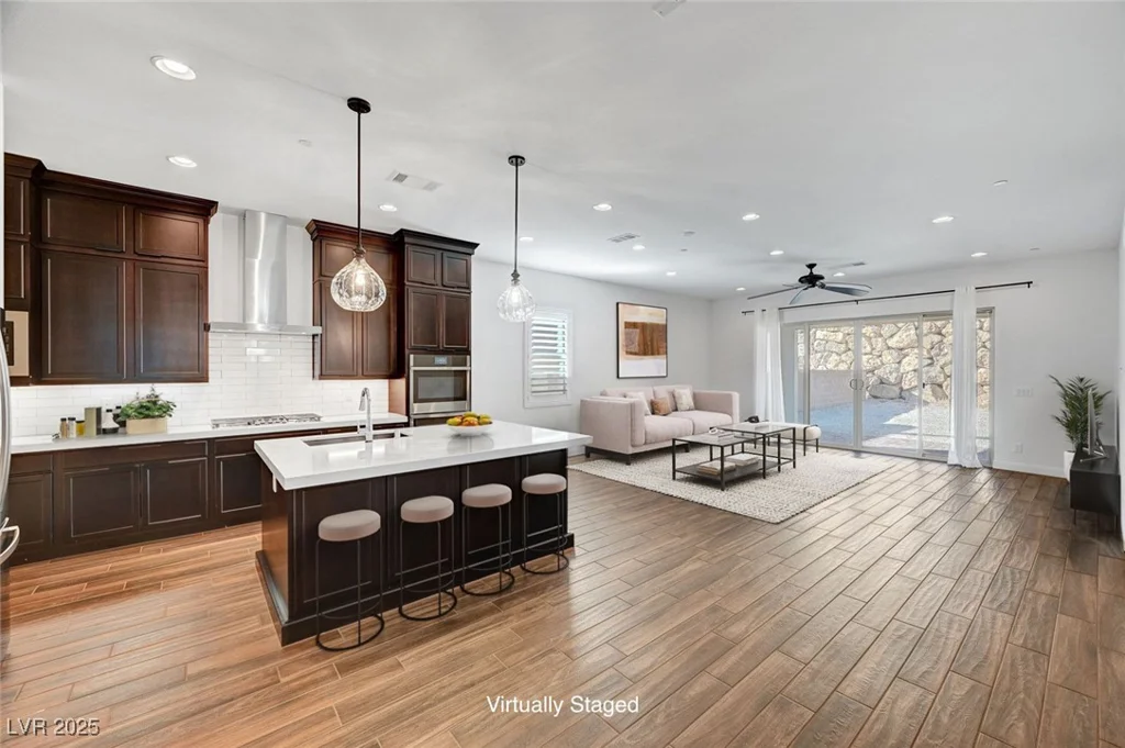 395 Nine Mile Creek, Las Vegas, NV 89138