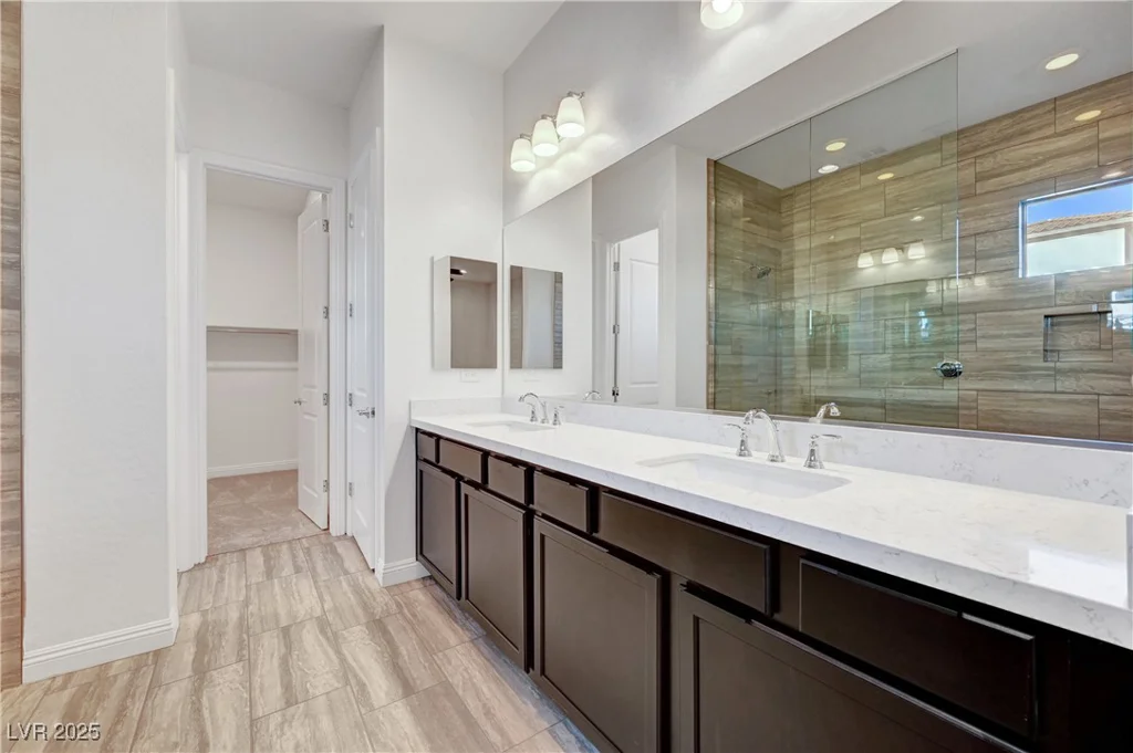395 Nine Mile Creek, Las Vegas, NV 89138
