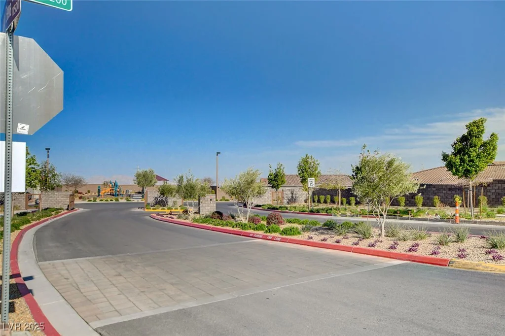 395 Nine Mile Creek, Las Vegas, NV 89138