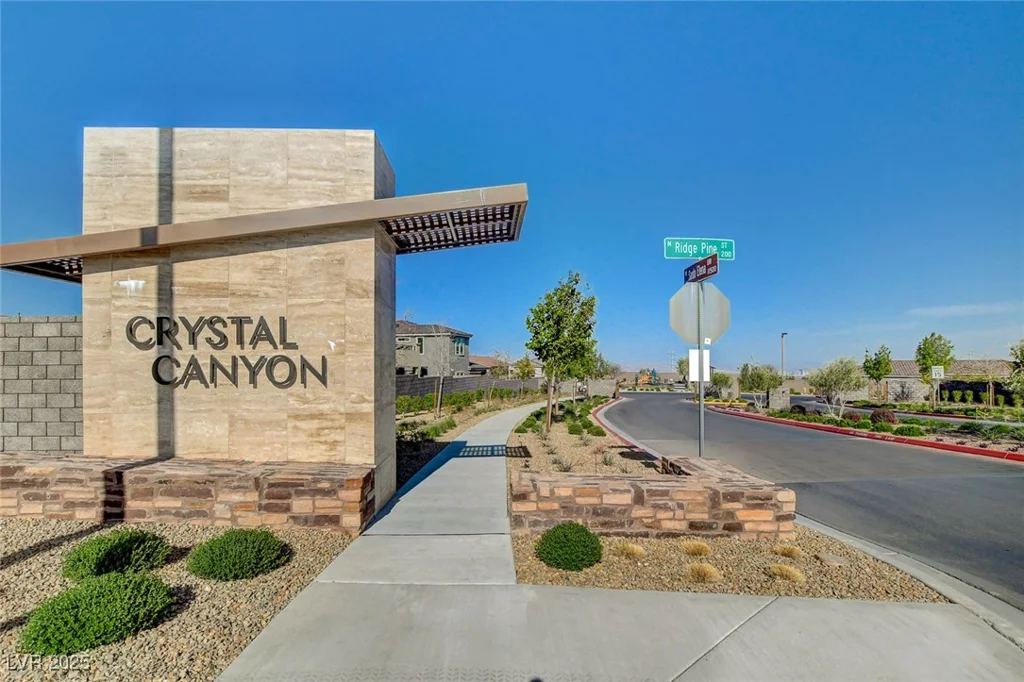 395 Nine Mile Creek, Las Vegas, NV 89138