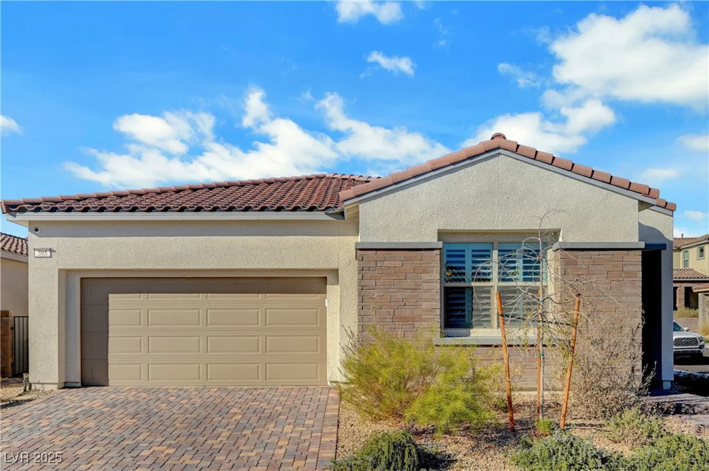 395 Nine Mile Creek, Las Vegas, NV 89138