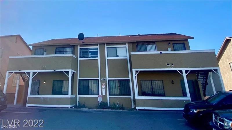6941 Appleton, Las Vegas, NV 89156