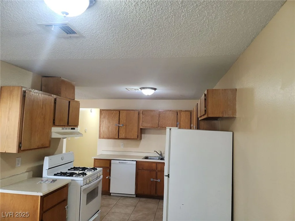 6941 Appleton, Las Vegas, NV 89156