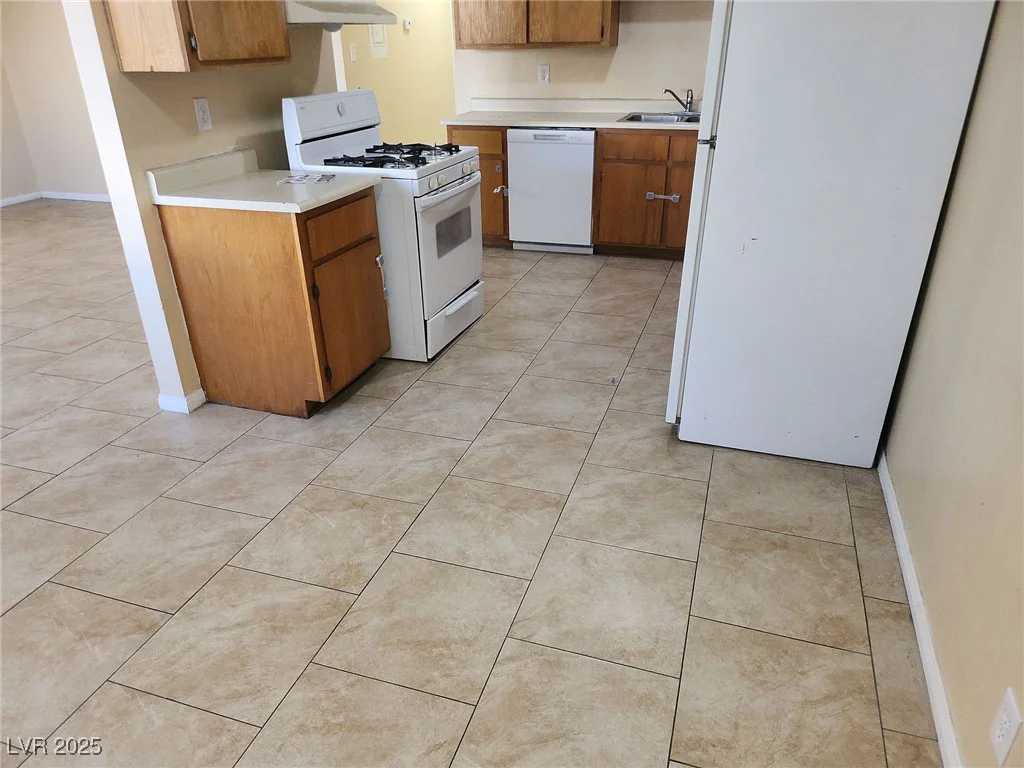 6941 Appleton, Las Vegas, NV 89156