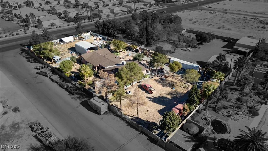 5785 Russell, Las Vegas, NV 89118