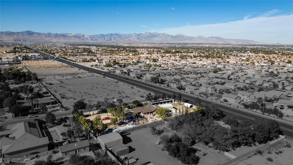 5785 Russell, Las Vegas, NV 89118