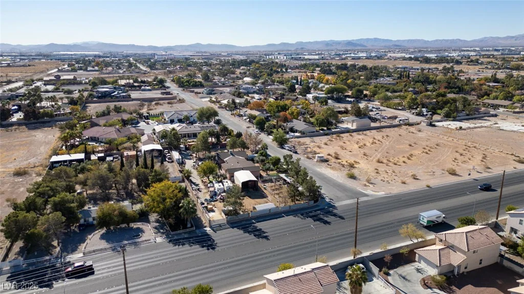 5785 Russell, Las Vegas, NV 89118