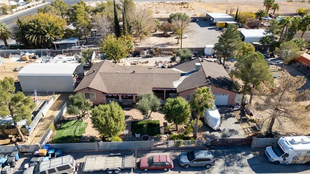5785 Russell, Las Vegas, NV 89118