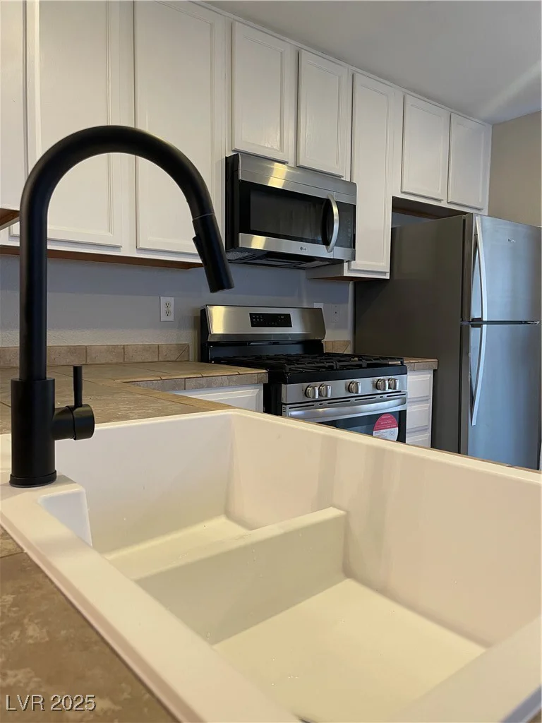 3025 Sunrise Bay, North Las Vegas, NV 89031