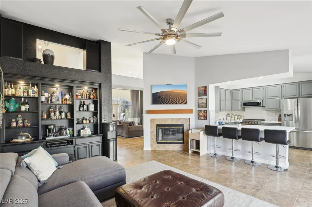 2024 Shadow Brook, Henderson, NV 89074