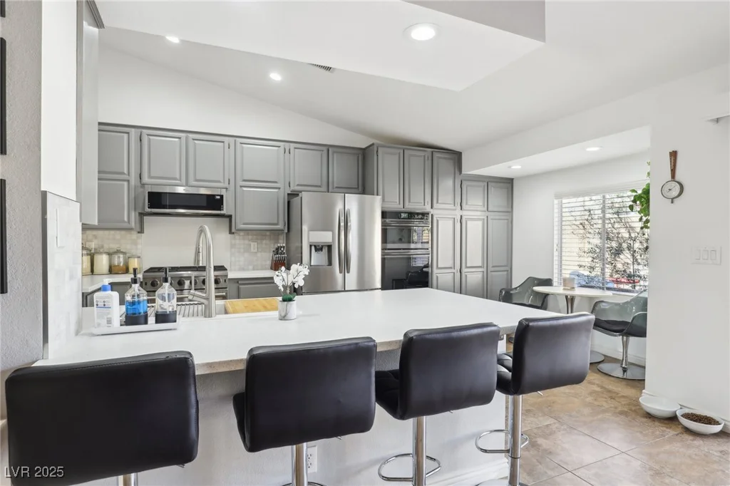 2024 Shadow Brook, Henderson, NV 89074