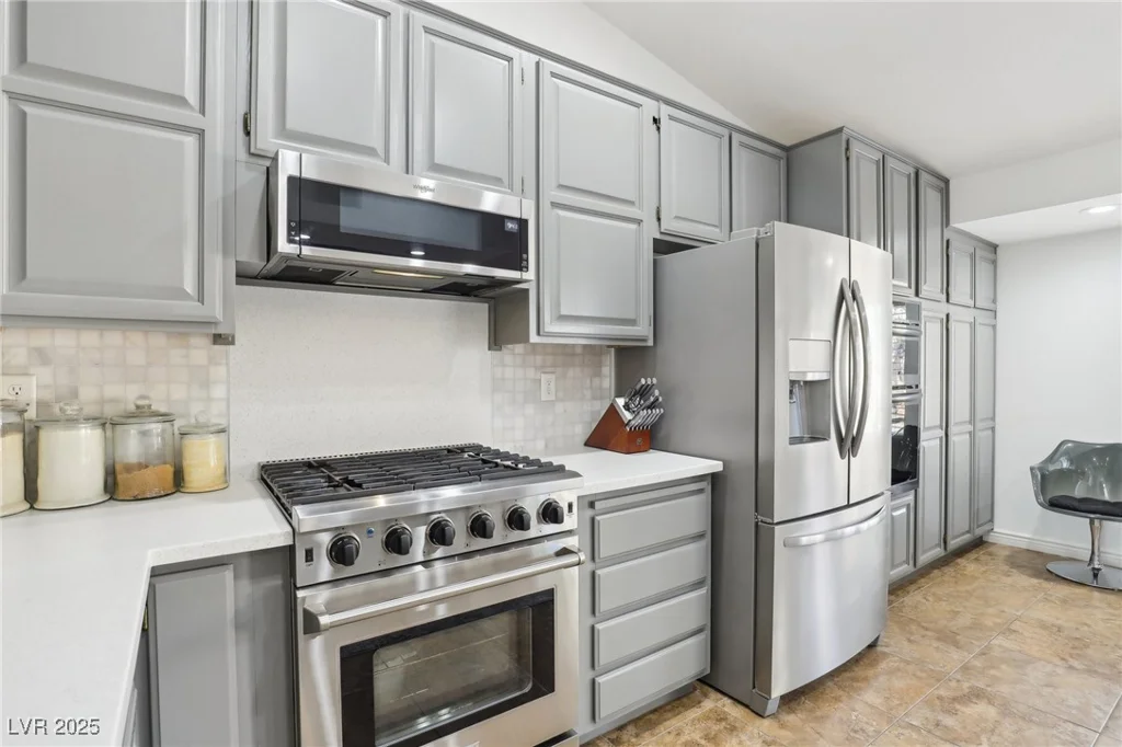 2024 Shadow Brook, Henderson, NV 89074