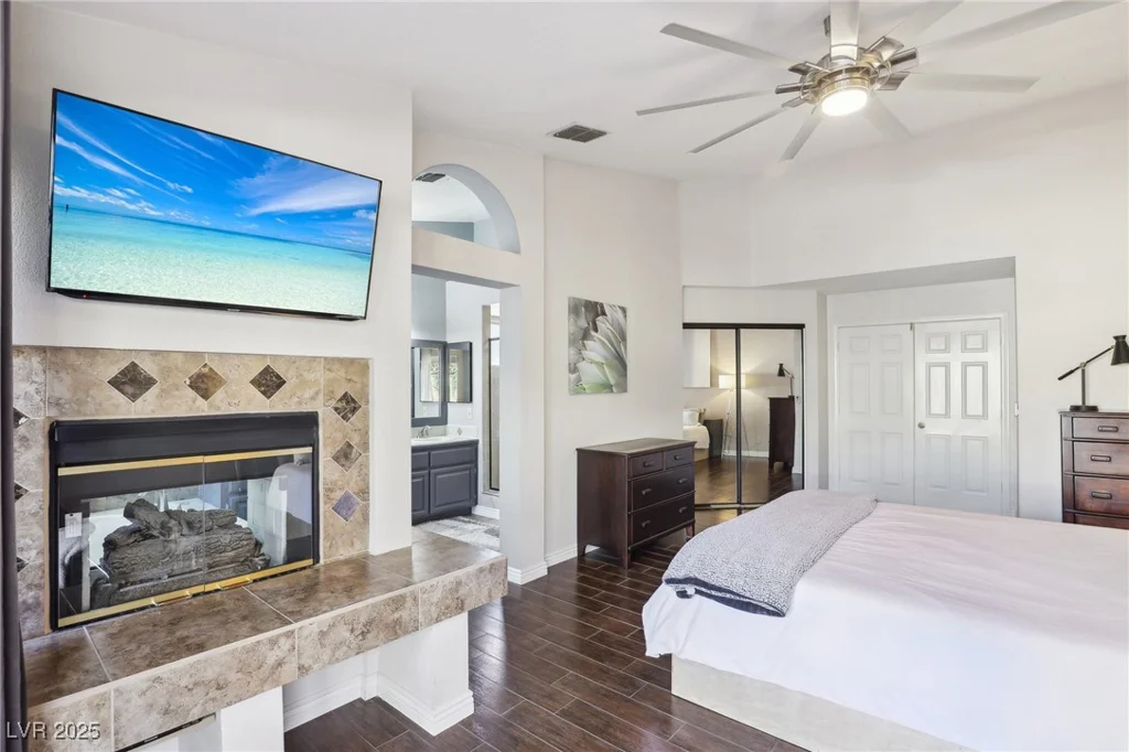 2024 Shadow Brook, Henderson, NV 89074