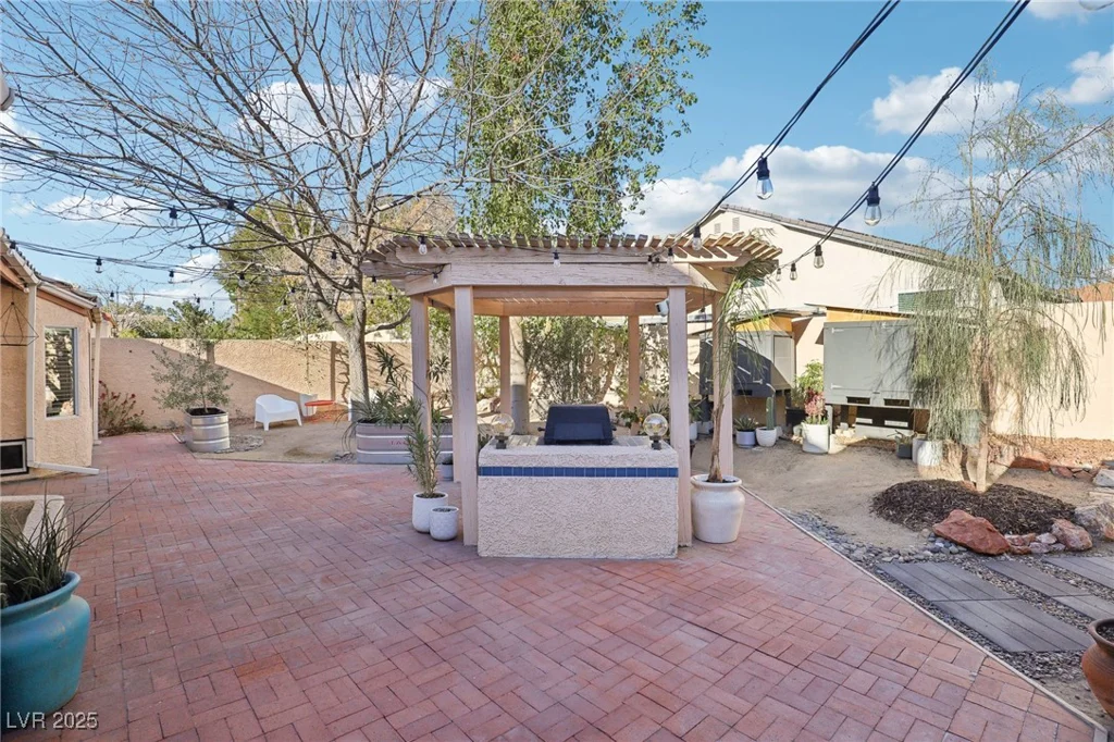 2024 Shadow Brook, Henderson, NV 89074