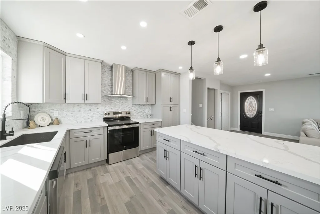3314 Wayne, Las Vegas, NV 89121