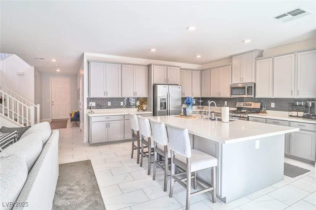 4025 Redwood Glen, Las Vegas, NV 89141