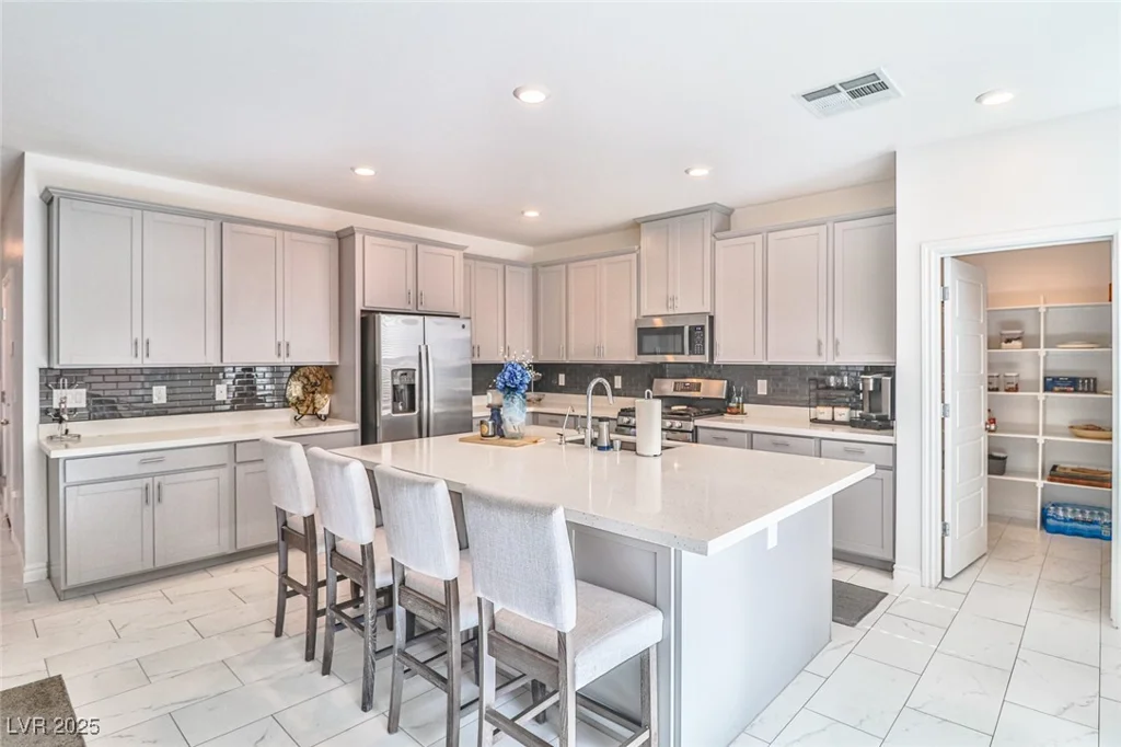 4025 Redwood Glen, Las Vegas, NV 89141