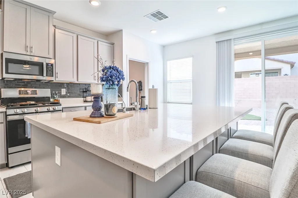 4025 Redwood Glen, Las Vegas, NV 89141