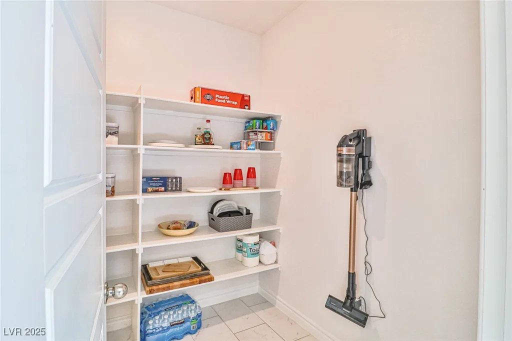 4025 Redwood Glen, Las Vegas, NV 89141