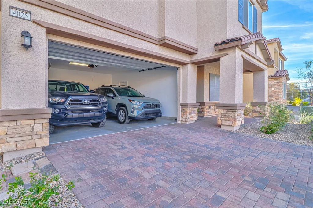4025 Redwood Glen, Las Vegas, NV 89141