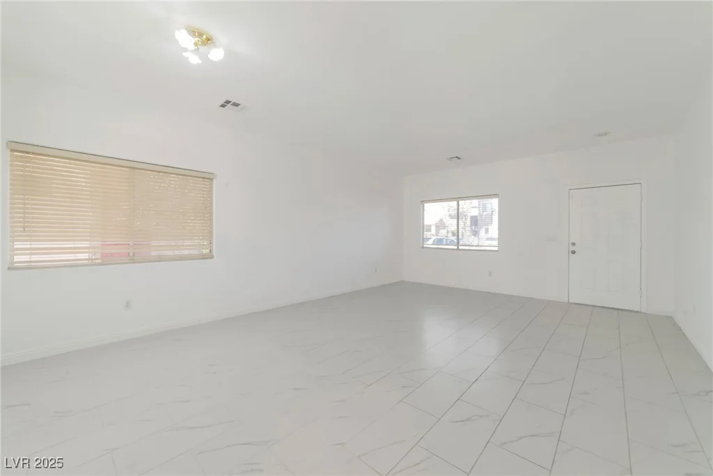 4929 Morning Falls, Las Vegas, NV 89131