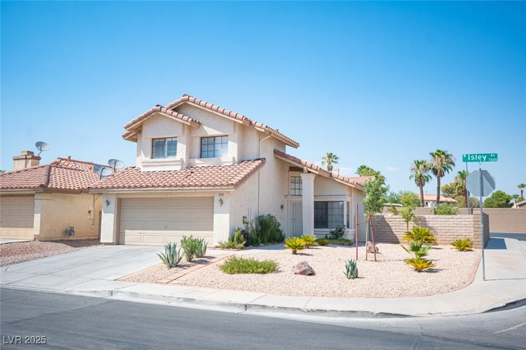 7670 Isley, Las Vegas, NV 89147