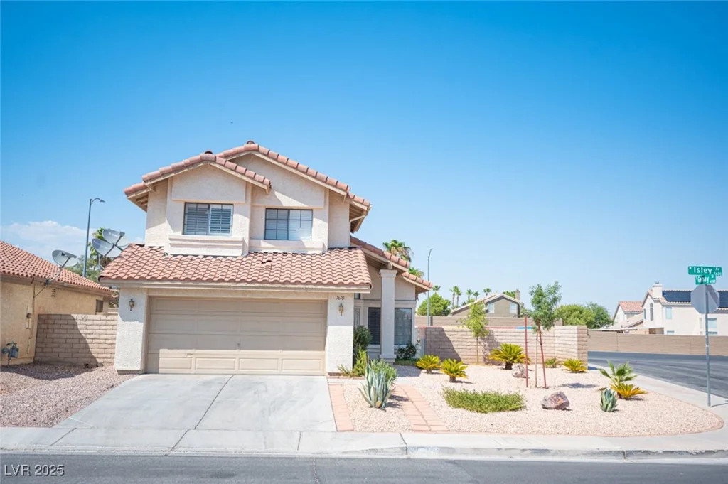 7670 Isley, Las Vegas, NV 89147