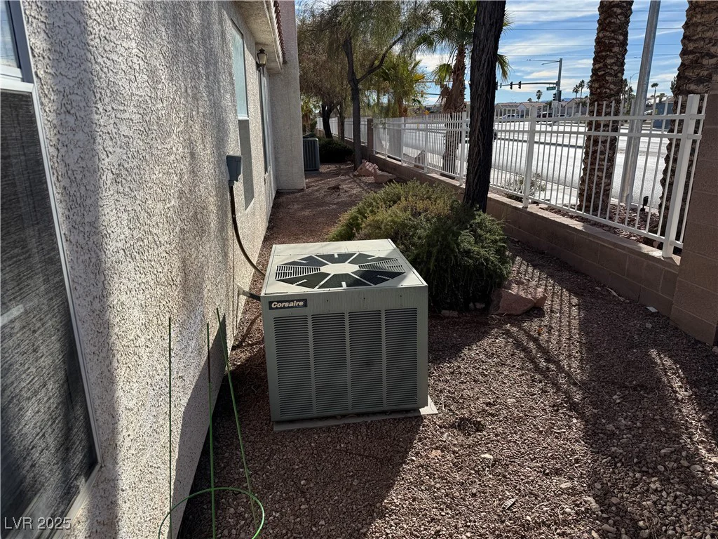 5655 White Dune, Las Vegas, NV 89113