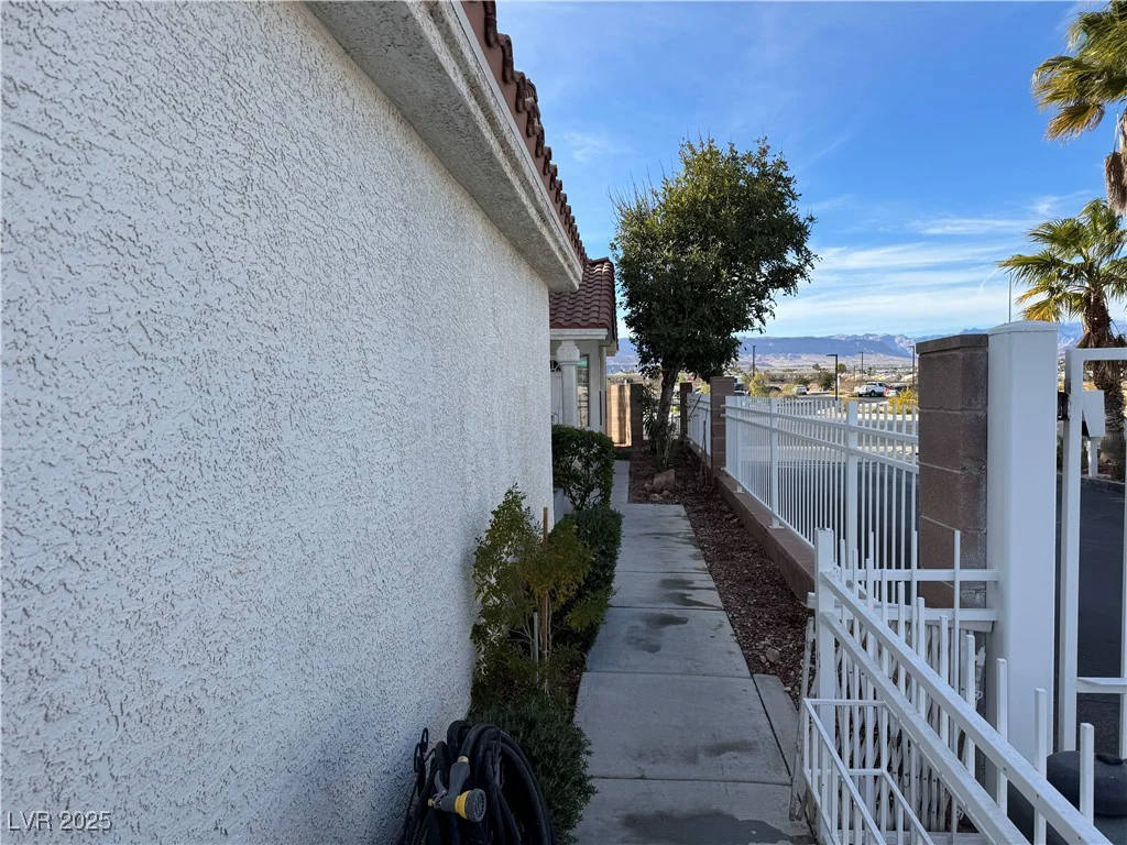 5655 White Dune, Las Vegas, NV 89113