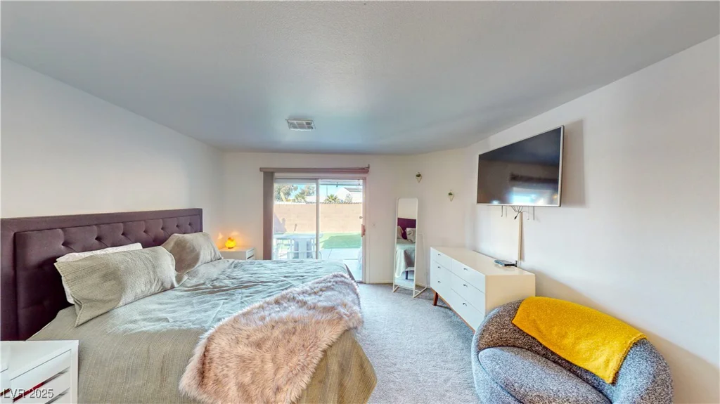 8232 Carmen, Las Vegas, NV 89128