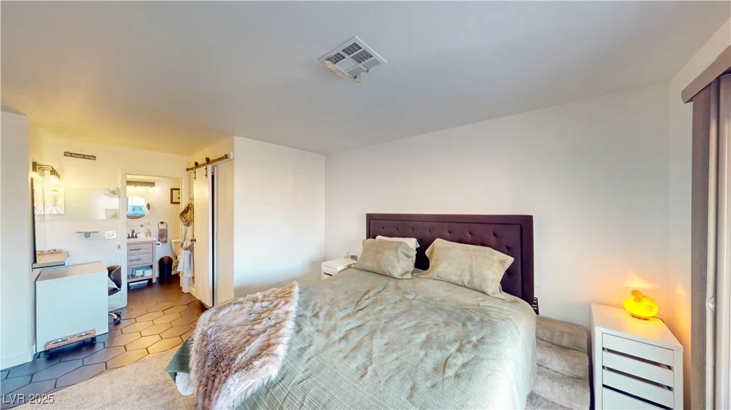 8232 Carmen, Las Vegas, NV 89128