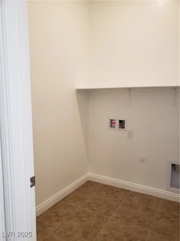 1706 Pondering, North Las Vegas, NV 89031