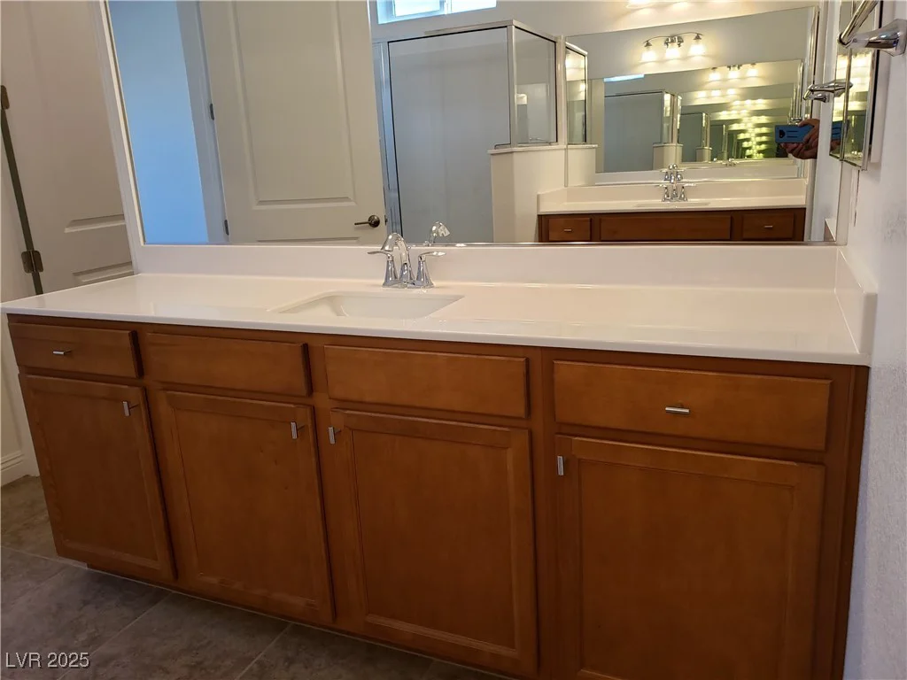 1706 Pondering, North Las Vegas, NV 89031