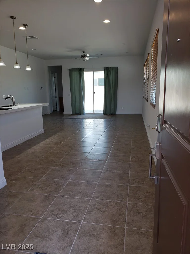 1706 Pondering, North Las Vegas, NV 89031