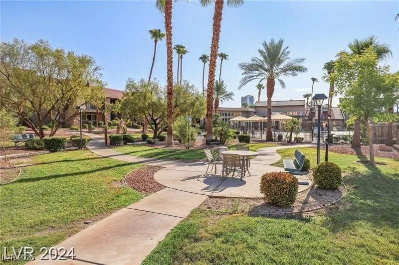 5350 River Glen, Las Vegas, NV 89103