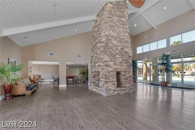 5350 River Glen, Las Vegas, NV 89103