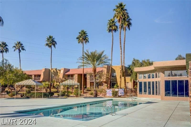 5350 River Glen, Las Vegas, NV 89103