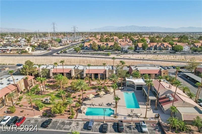 5350 River Glen, Las Vegas, NV 89103