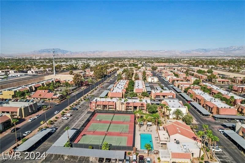 5350 River Glen, Las Vegas, NV 89103