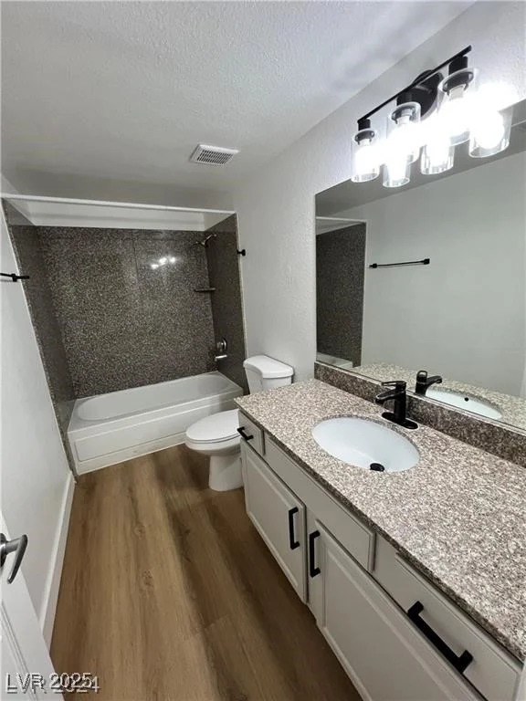 5350 River Glen, Las Vegas, NV 89103