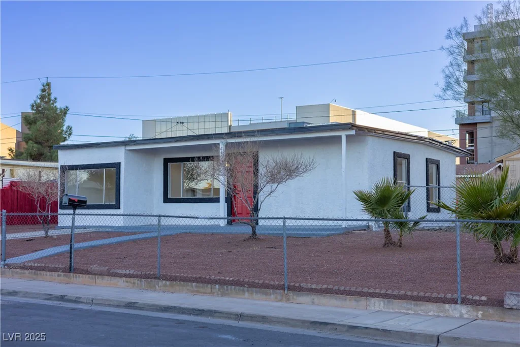 210 Nebraska, Henderson, NV 89015